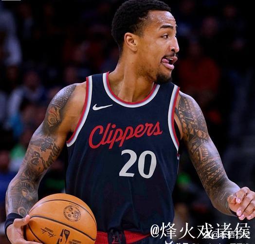 快船签下凯琼斯双向合同 季前赛表现亮眼场均8分5板2帽 快船签下凯琼斯双向合同 季前赛表现亮眼场均8分5板2帽