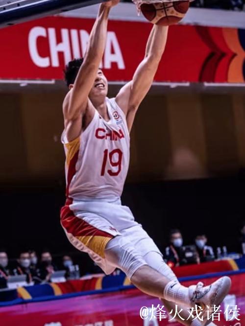 崔永熙发声:携手共进,为中国篮球而战 崔永熙发声:携手共进,为中国篮球而战